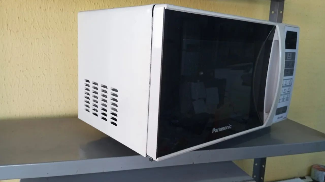 Microondas Panasonic 21L 127v - Foto 3