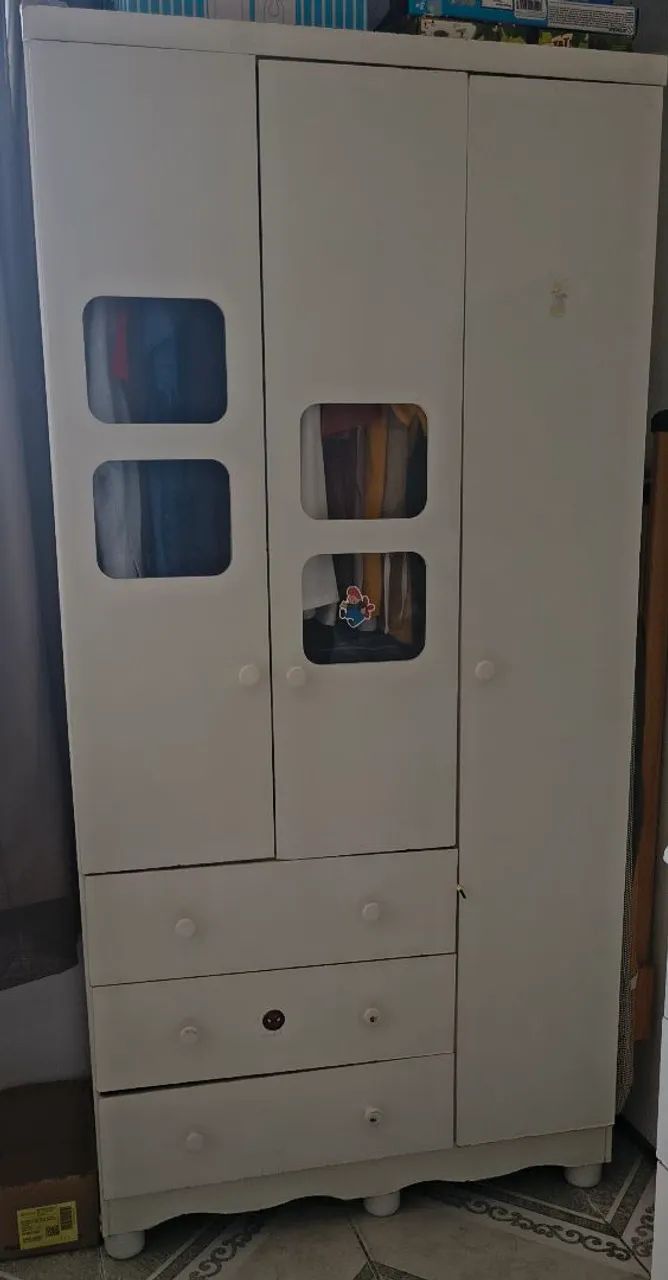 Vendo guarda roupa infantil