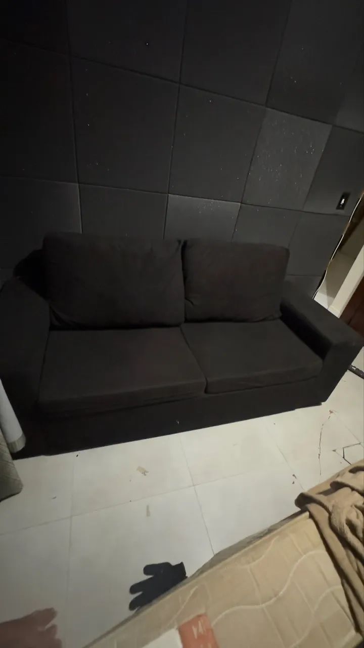 Sofá 2 Lugares em Perfeito Estado - Preto (Negociável)