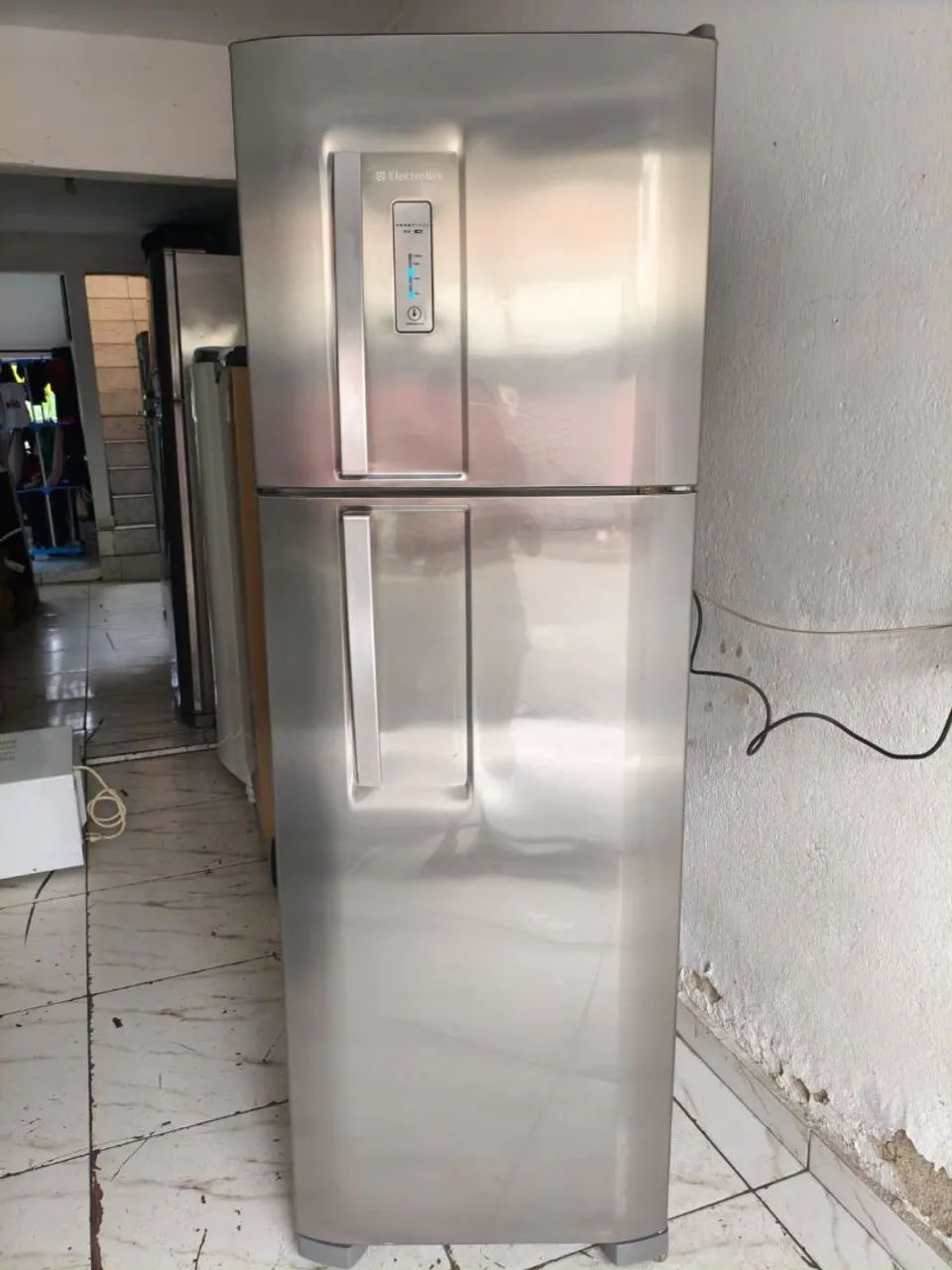 Geladeira inox Electrolux 