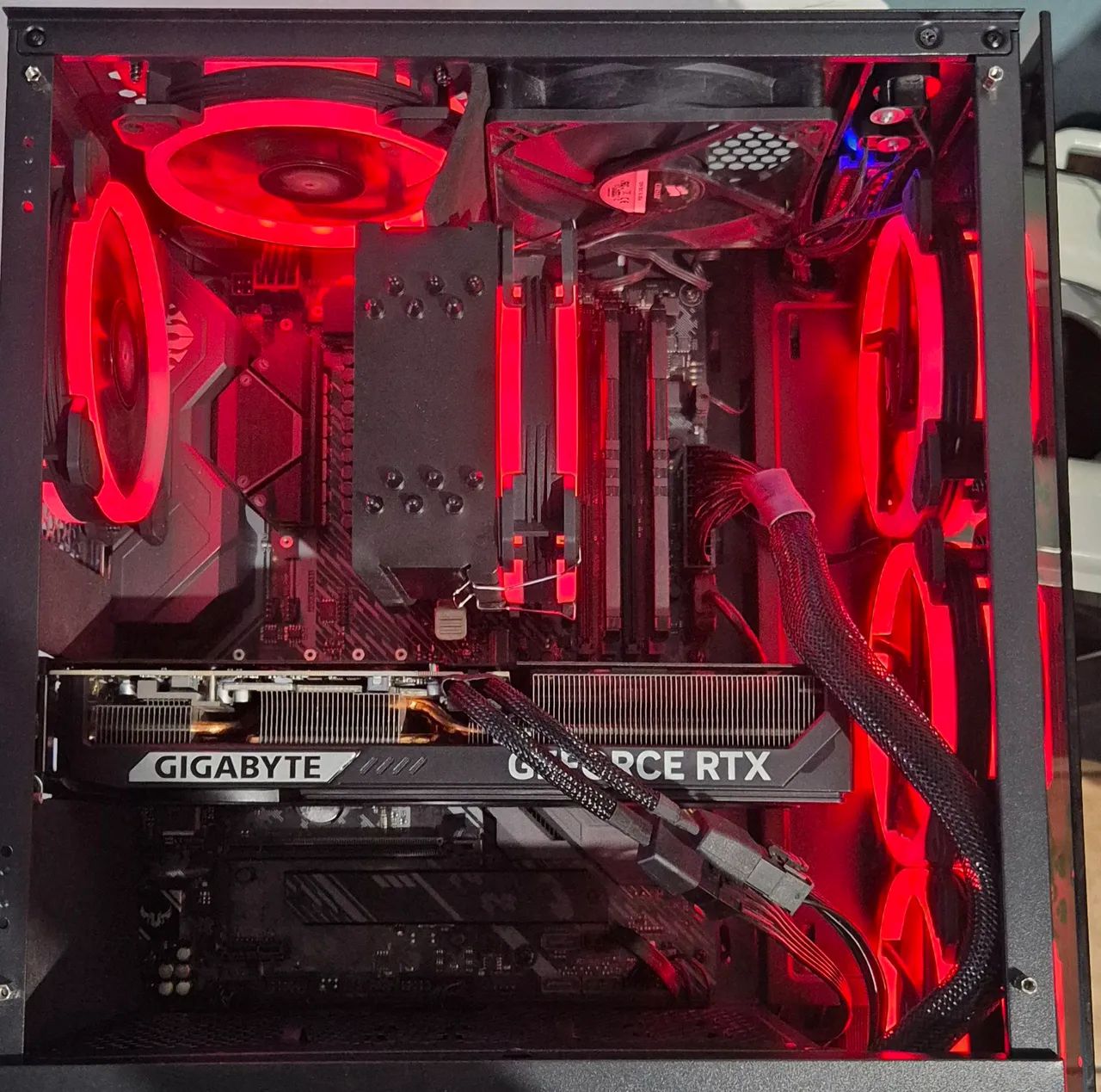 PC GAMER ULTRA | RTX5070 / 32GB / Ryzen 7 5700X3D - Foto 3