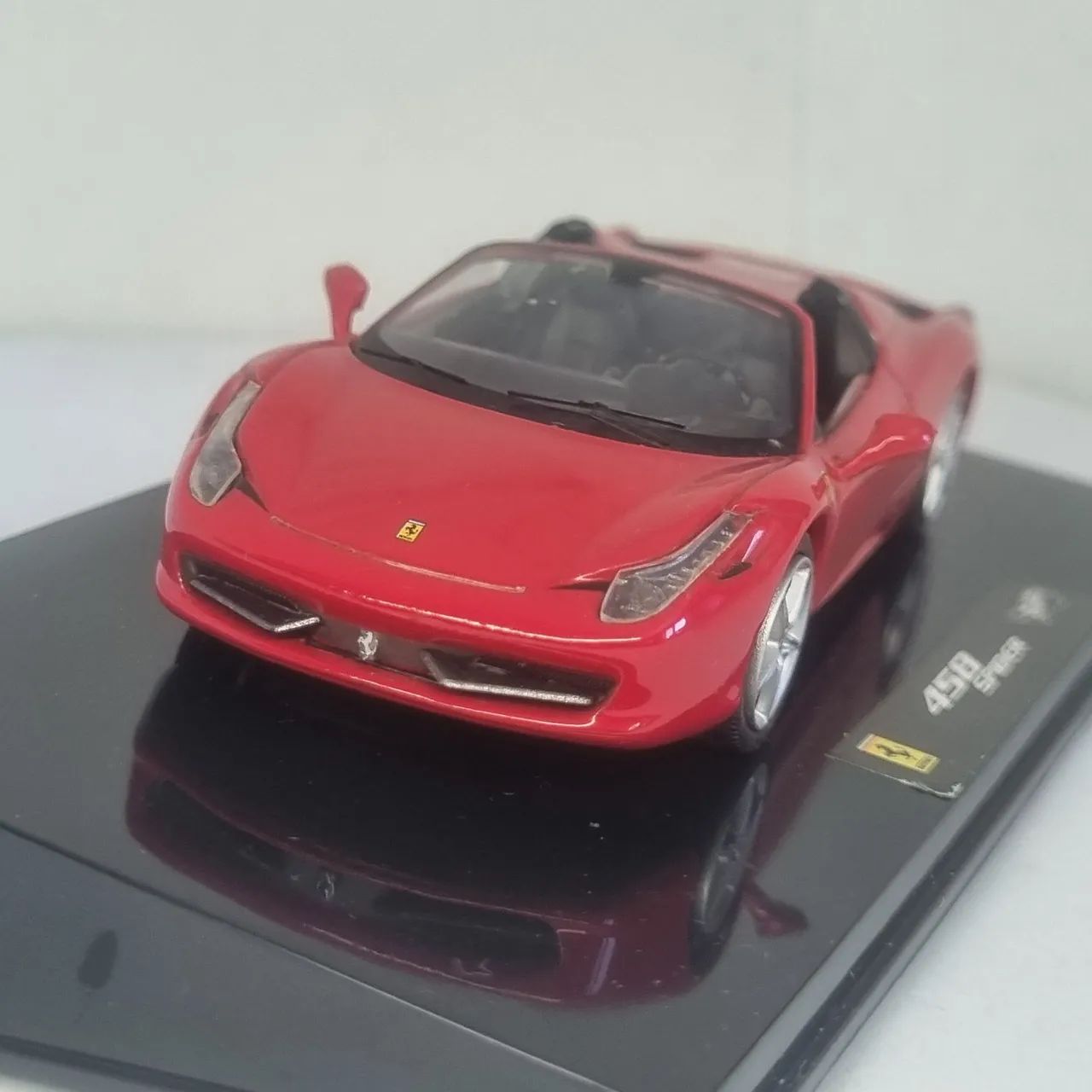 Ferrari 458 spider Hot Wheels escala 1:43 - Brinquedos e Jogos