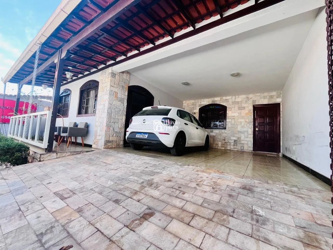 CASA TÉRREA COM SPAR A VENDA DE PORTEIRA FECHADA - Foto 2