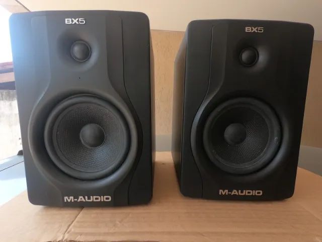 Monitor Estudio M Audio Bx5