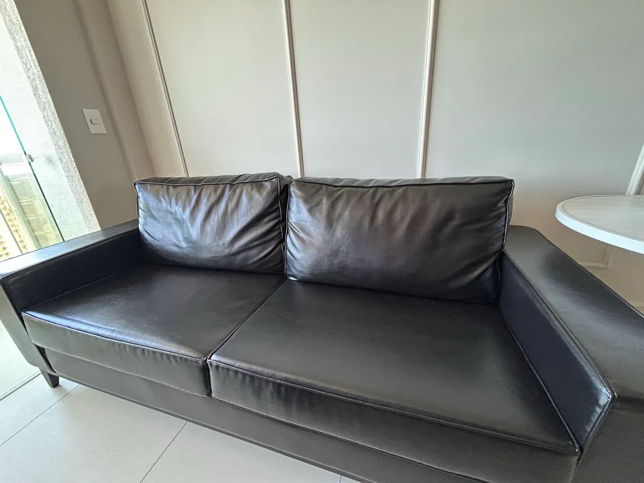 SOFÁ COURINHO PRETO - Foto 2