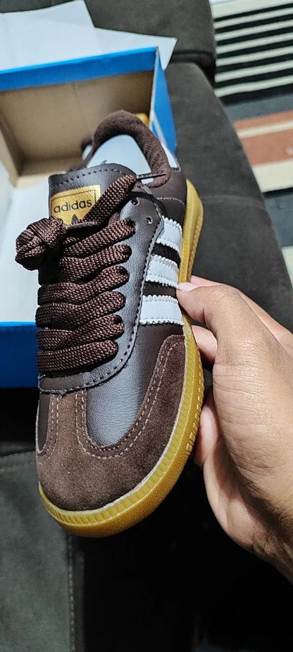 Tênis Adidas Samba tamanho 35 - Foto 3