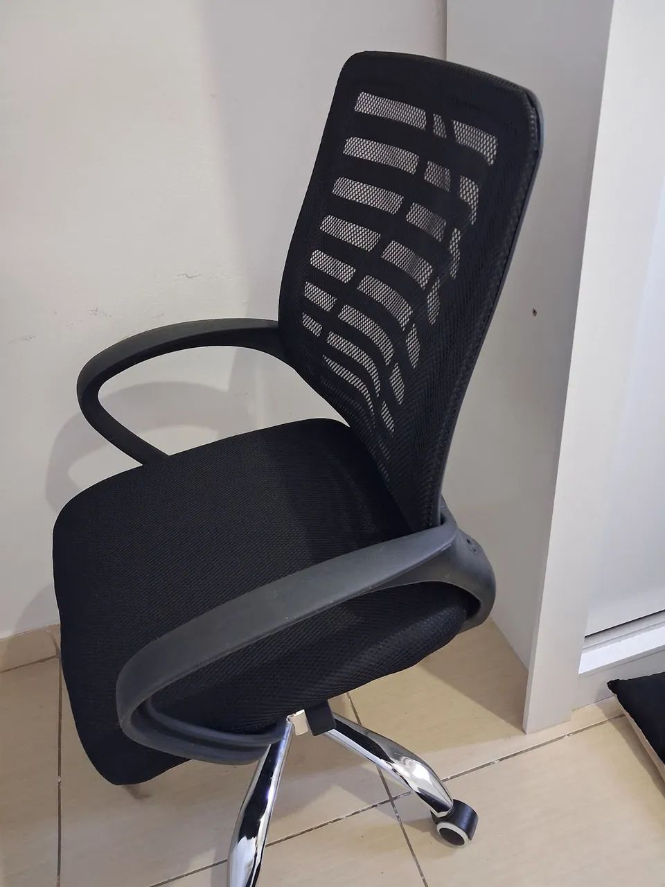 Cadeira de Estudo  - Foto 3