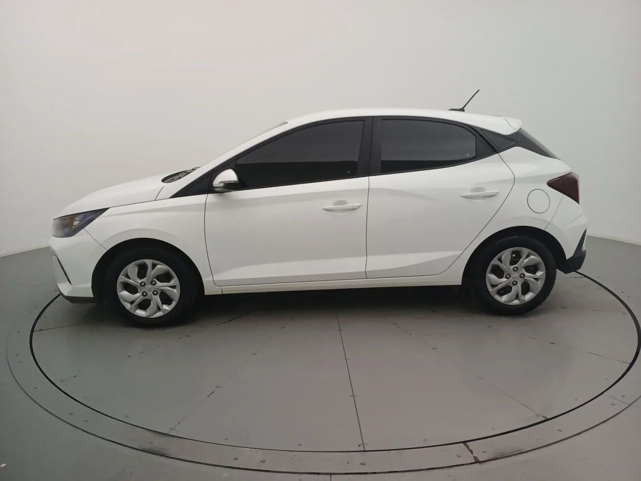 Hyundai HB20 Comfort Plus 1.0 Flex 12V Mec., foto 2 de 18
