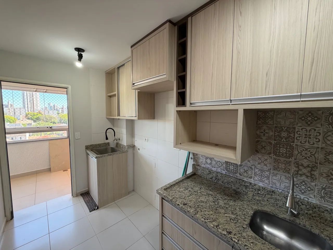 Apartamento com 3 Quartos e 80 m² na Zona 02 em Maringá/PR - 2 Vagas - Foto 4