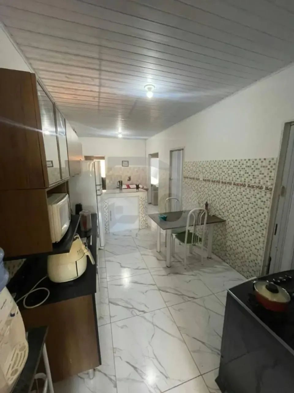 Casa no Parque dos Faróis com 3 Quartos, 2 Banheiros e Vaga de Garagem.