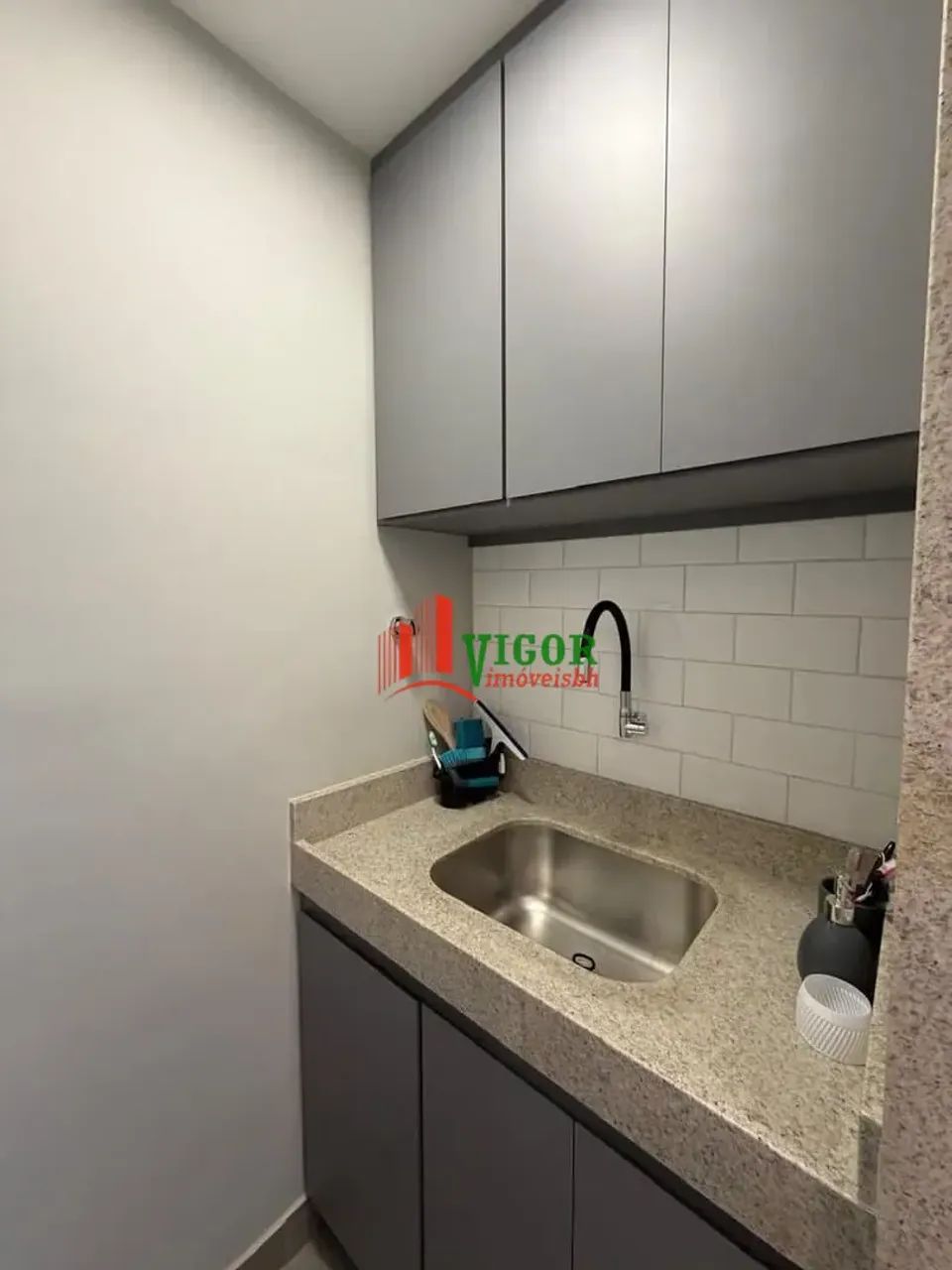 Apartamento com 3 quartos, 1 vaga e 76m² à venda no Condomínio Edifício Luiza, Belo Horizo - Foto 2