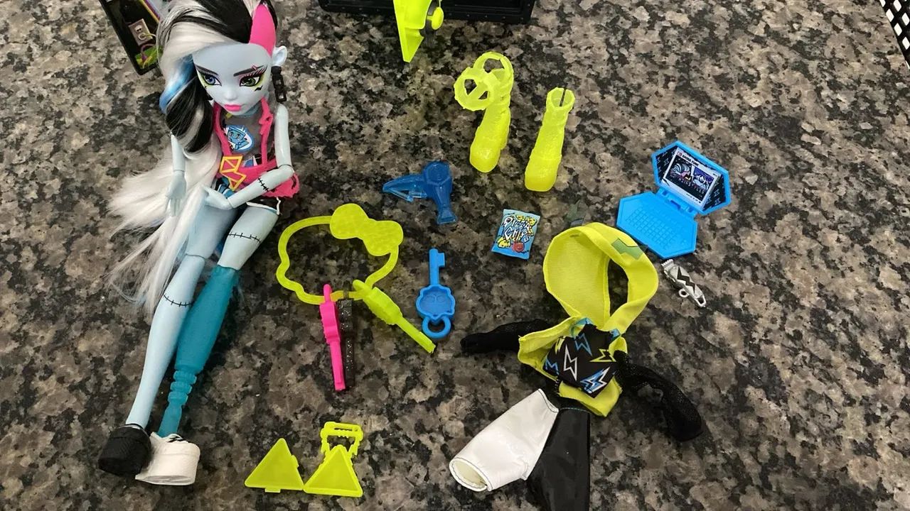 Monster High Neon Frights  - Foto 3