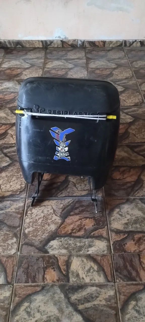 Baú  150 litros com suporte!  - Foto 5