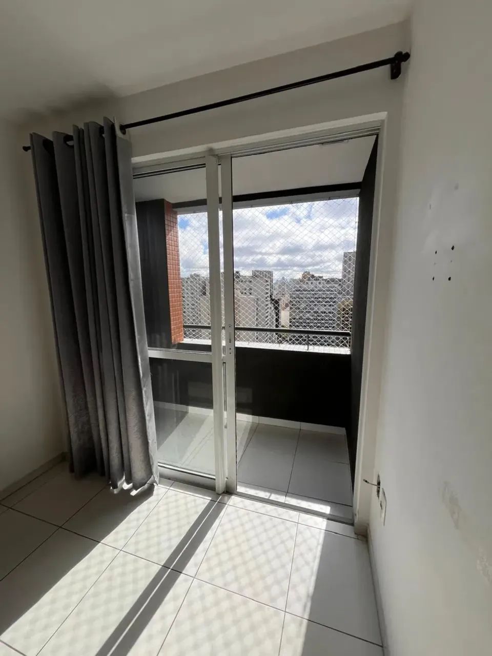Apartamento com  2 quartos e vaga de garagem -  Centro - Curitiba - PR - Foto 3