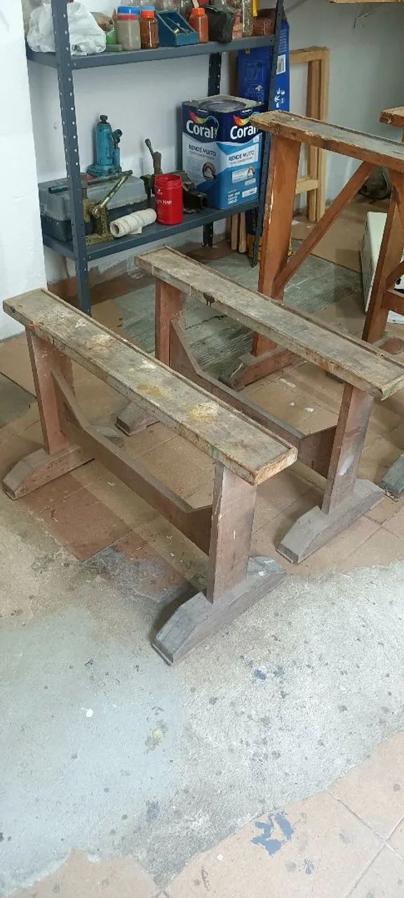 Cavalete madeira e alumínio 