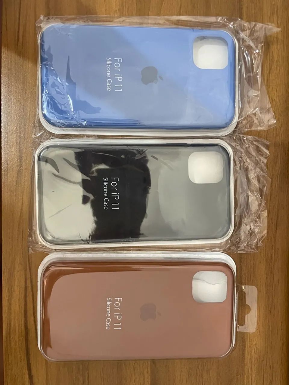 KIT 3 Capas Silicone Compatível Com  iPhone 11