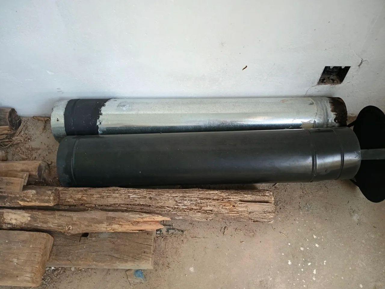 VENDE-SE DUTOS PARA CHURRASQUEIRA. 