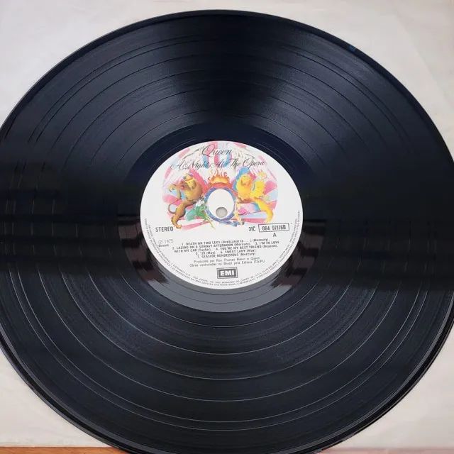 Lp Vinil Lp Queen A Night At The Opera 1975 - Foto 5