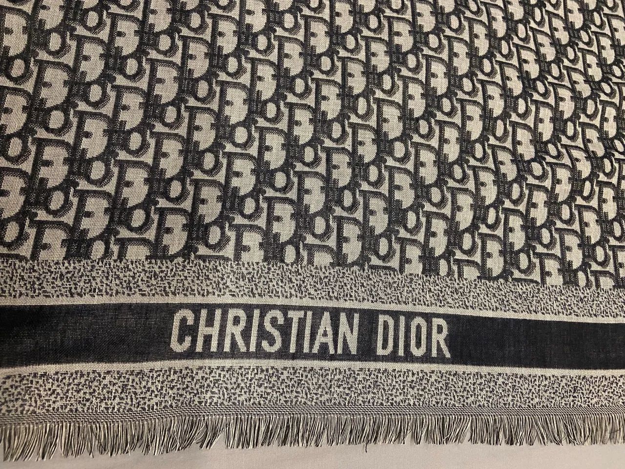 Lenço echarpe cale inspiração Christian Dior azul marinho  - Foto 5