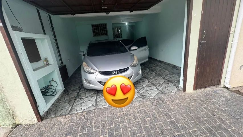 Hyundai Elantra Elantra GLS 1.8 16V Aut. 2012