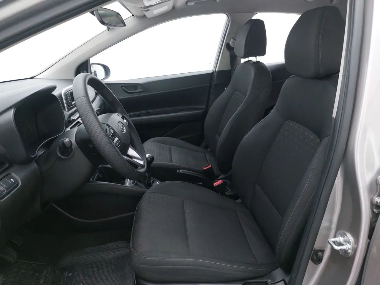 Hyundai HB20 Sense Plus 1.0 Flex 12V Mec., foto 16 de 18