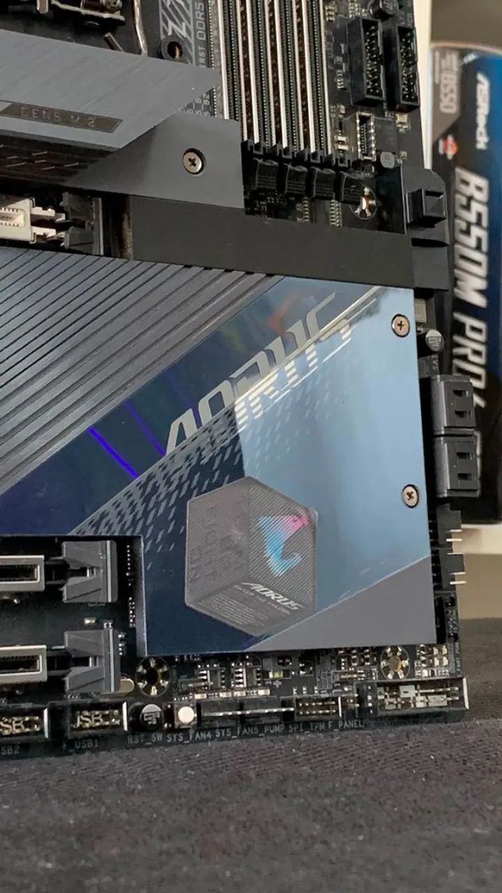 Z790 GIGABYTE AORUS MASTER WIFI  - Foto 4