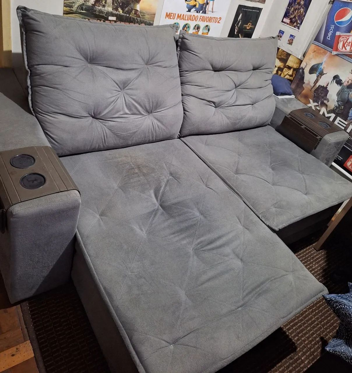 Retractable reclining sofa65570246747649122