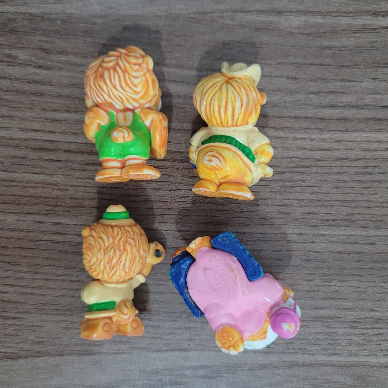 Lote com 4 leões do Kinder Ovo - 1993 - Foto 2