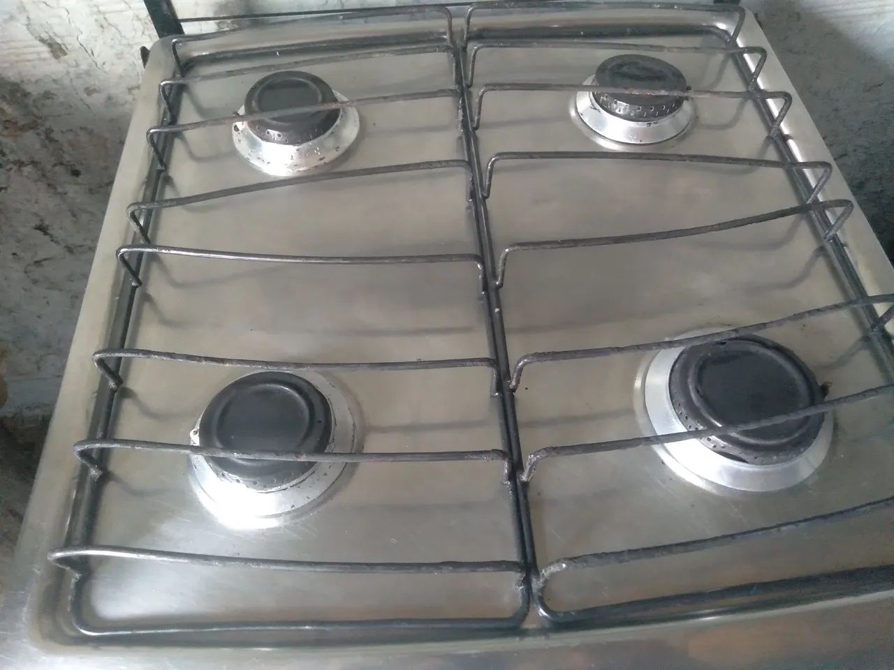 Fogao  dako   altomatico  funciona tudo forno e bcs e acende no eletrico - Foto 4