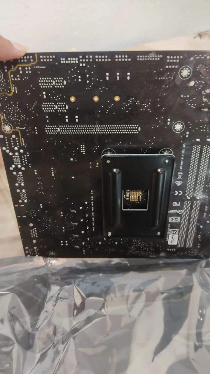 Placa-Mãe ASUS Prime A320M-K/BR Usada - Foto 3