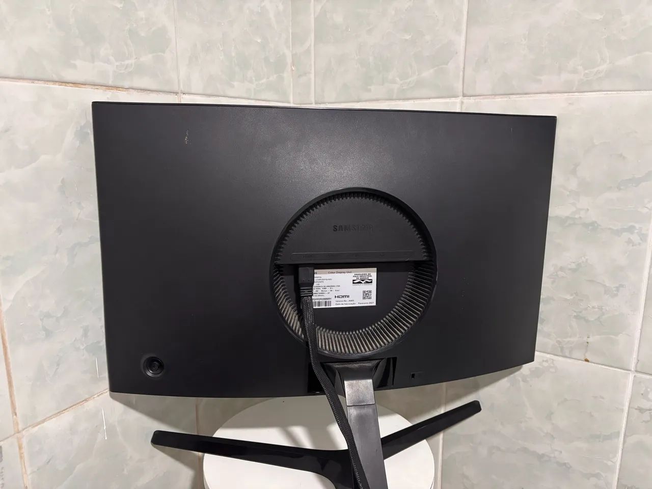 Monitor curvo Samsung 27p - Foto 4