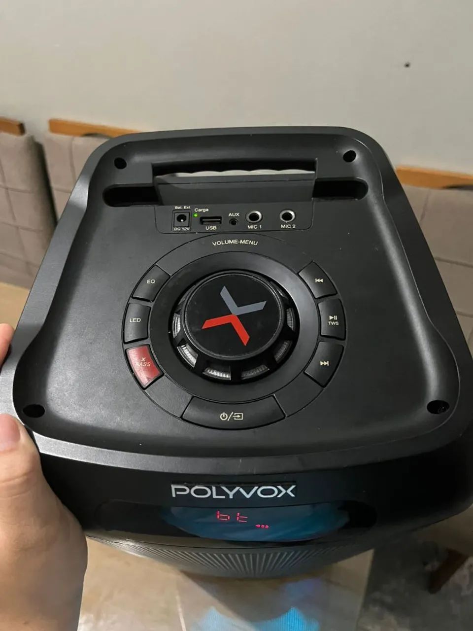 Vendo torre polyvox !! Xt 660t semi nova R$450 pra levar logo !