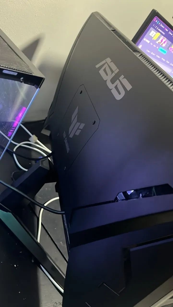 Monitor asus tuf 25pol 200hz  0.3ms