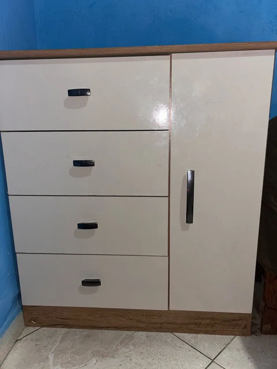 CÔMODA 
