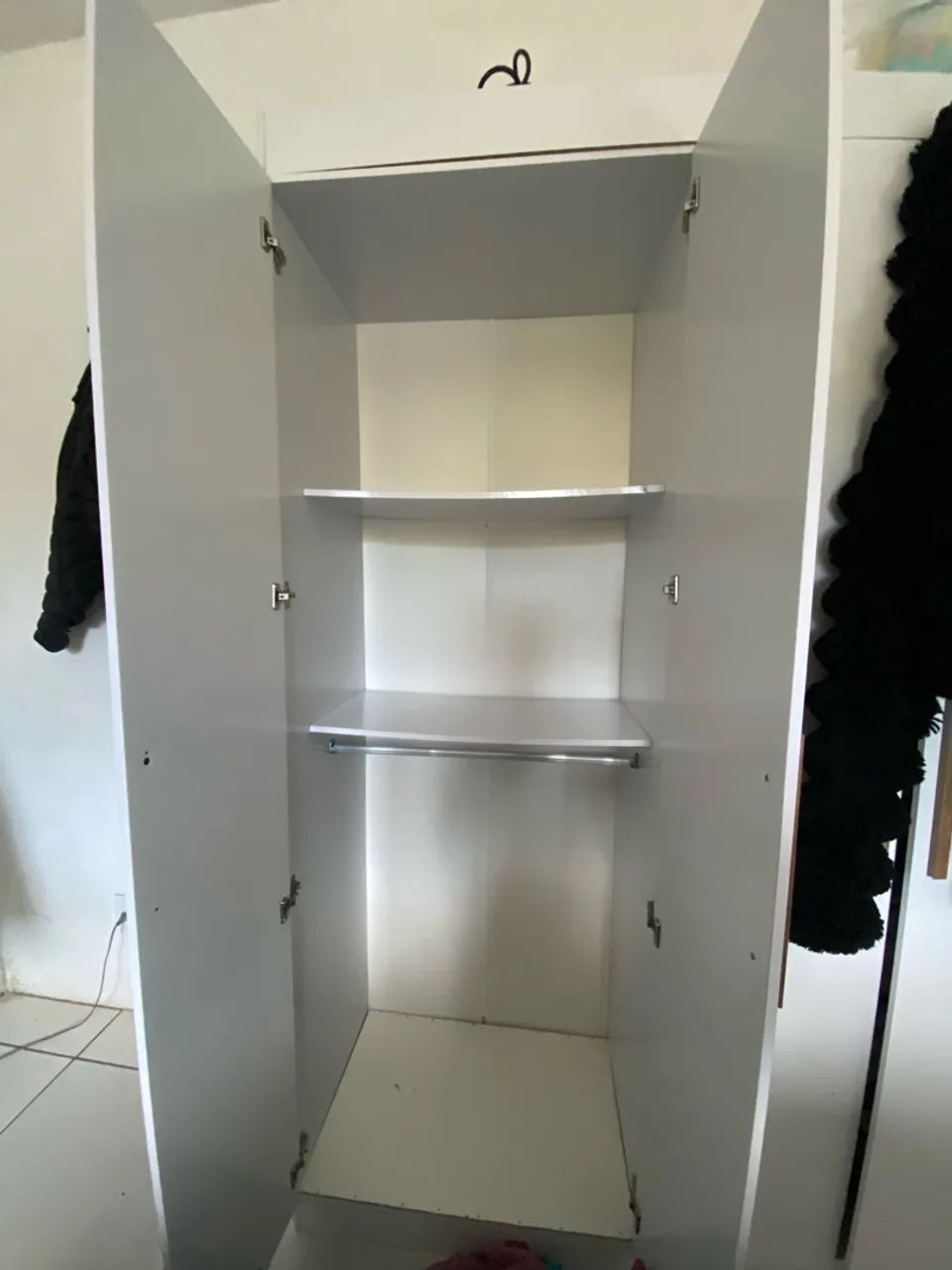 Guarda roupa 4 portas  - Foto 2