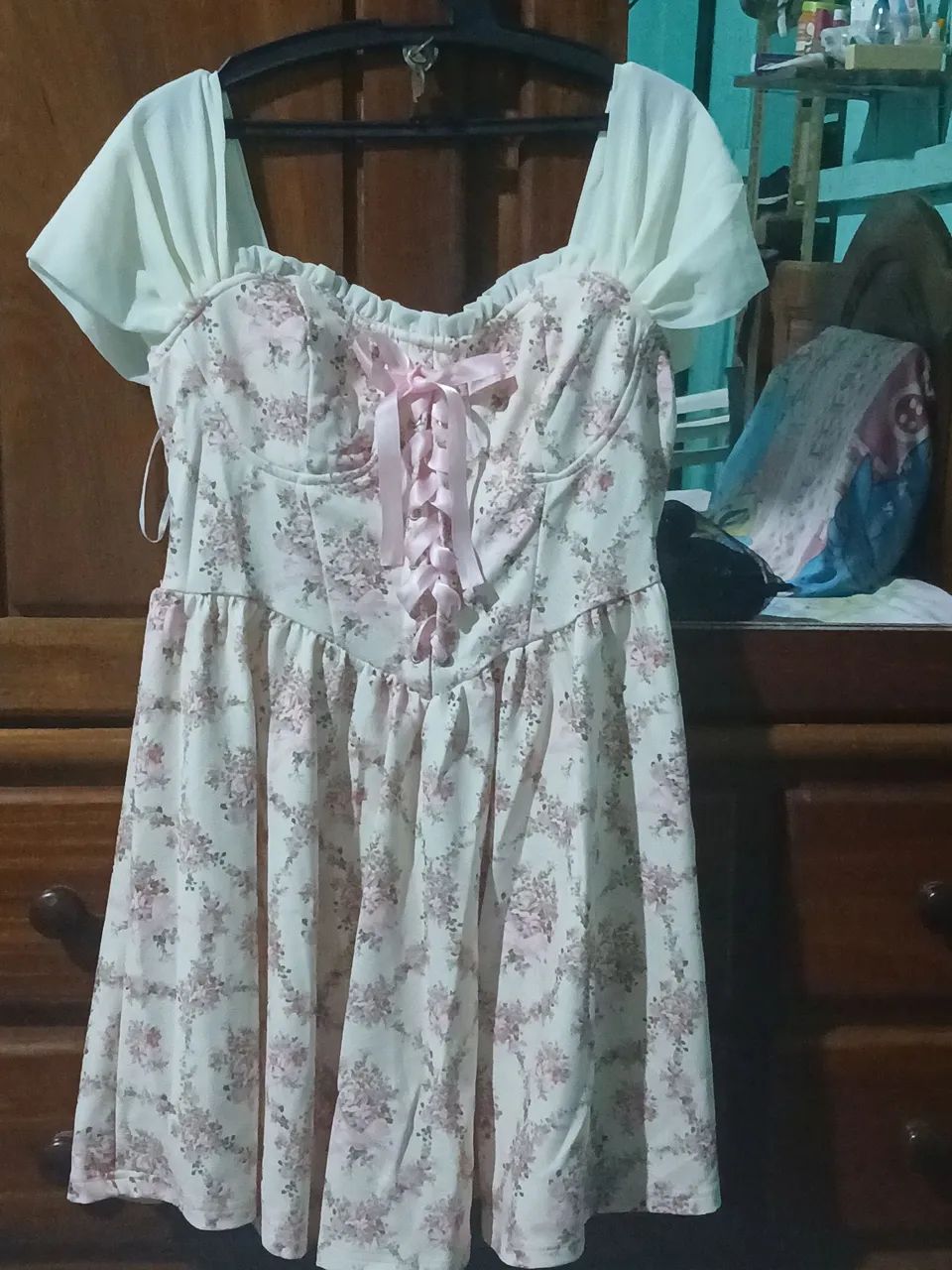 Vestido florido- tamanho L - Foto 2