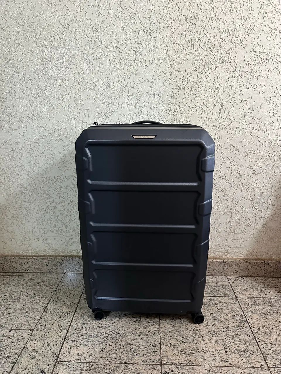 Mala Samsonite 32kg rígida grafite