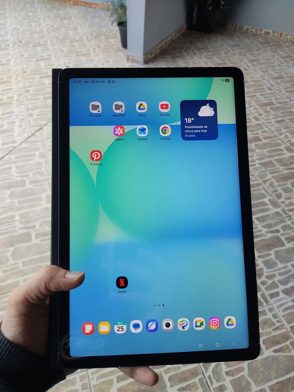 Tablet Samsung Galaxy Tab S10 FE  - Foto 2