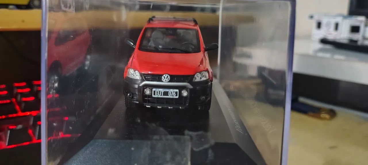 Miniatura Volkswagen Cross Fox 2006 - Foto 2