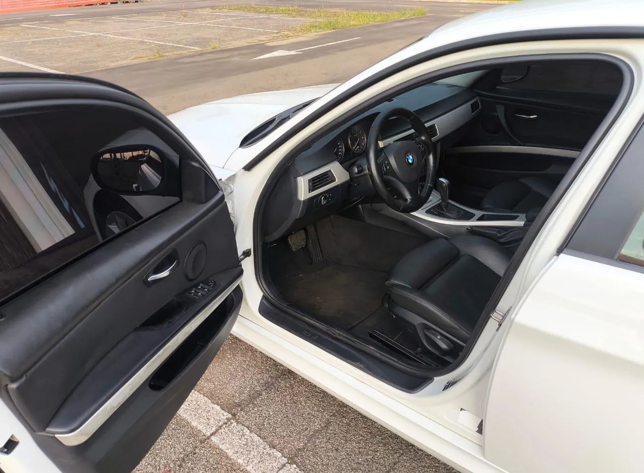 BMW 320I A 2011 - Foto 4