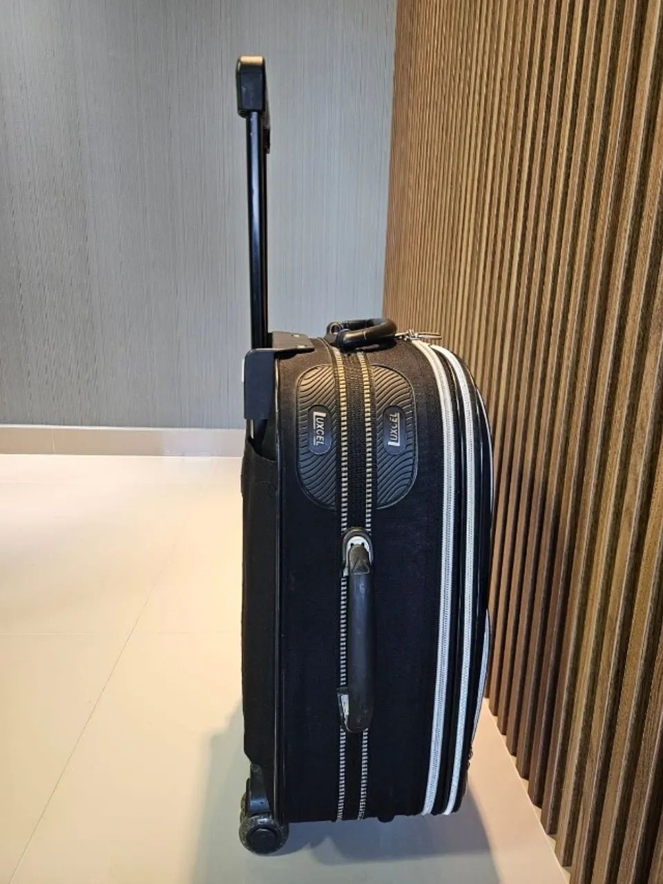 Mala de viagem com rodinha e expansor - Foto 4
