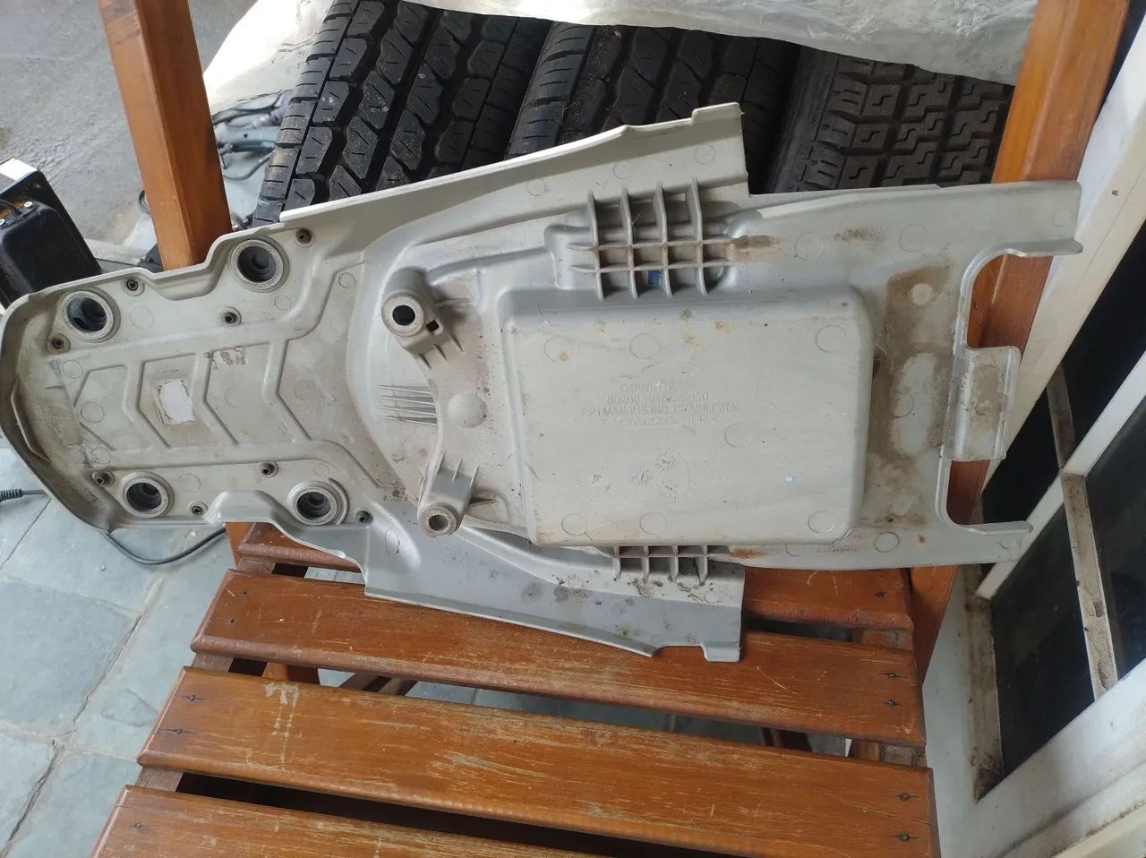 Carenagem rabeta traseira (bagageiro) da Honda Bros 160 - Foto 4