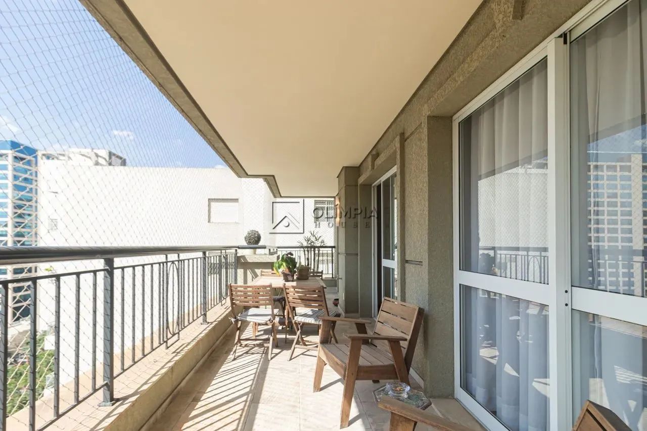 Aluguel Apartamento 4 Dormitórios - 240 m² Moema - Foto 11