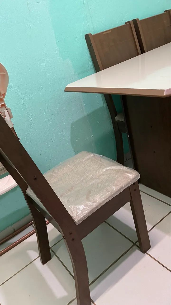 Mesa c/3 cadeiras  - Foto 4