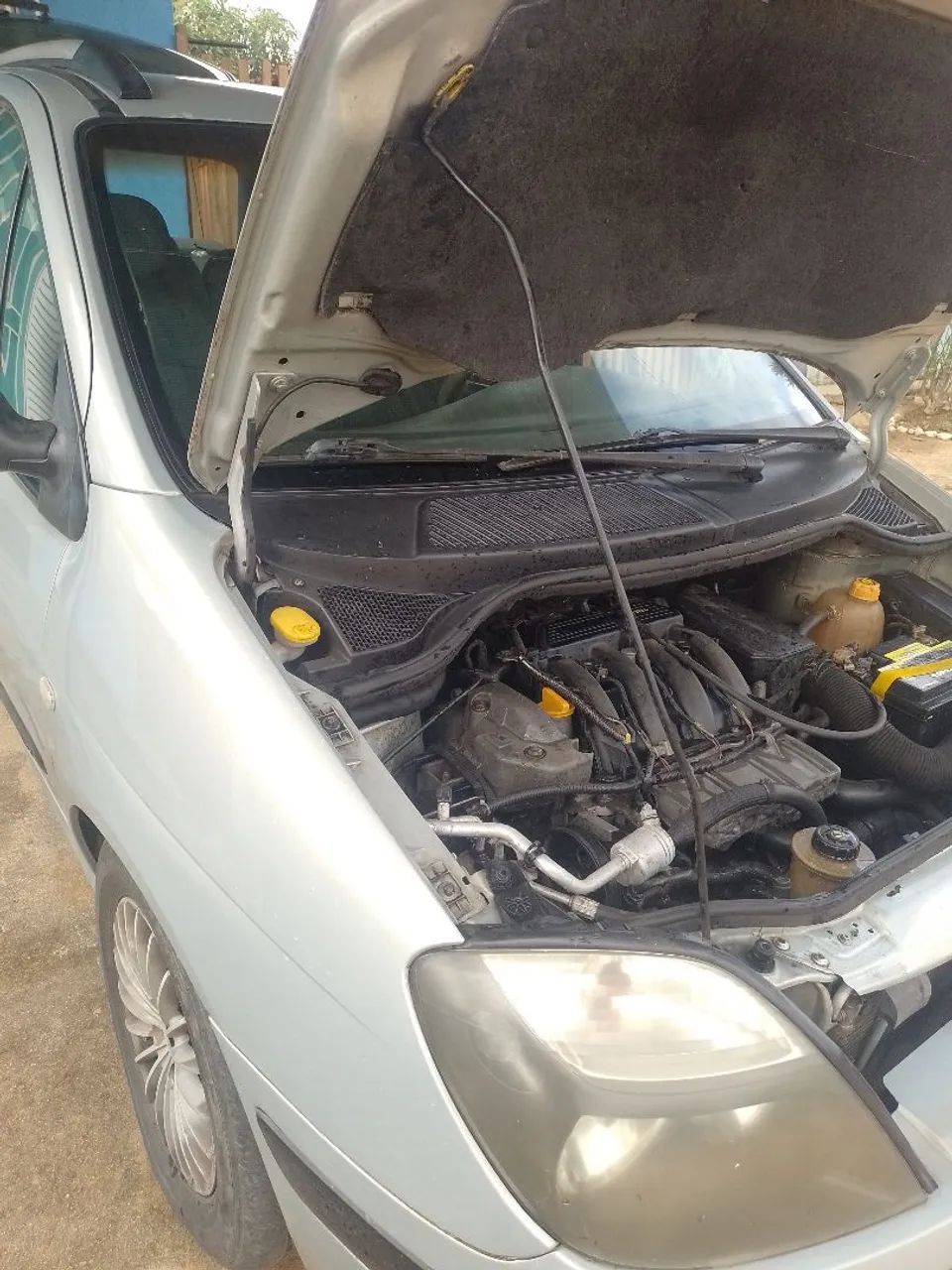 Renault Scenic Alize/ Expression 1.6 16V Mec. 2004 - Foto 4