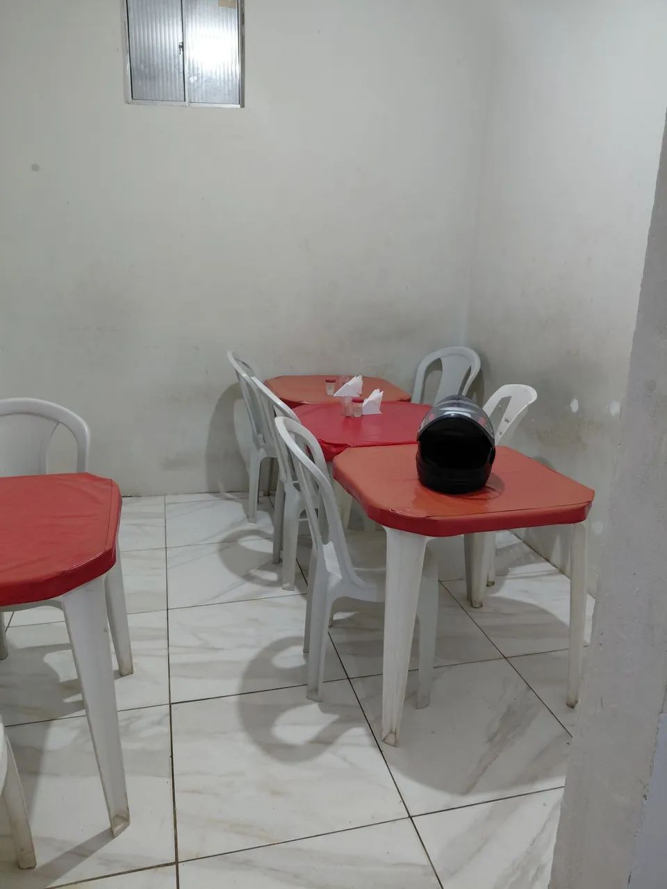 Jogo de mesa/ plástica