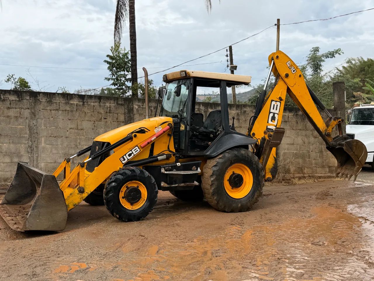 JCB 3C