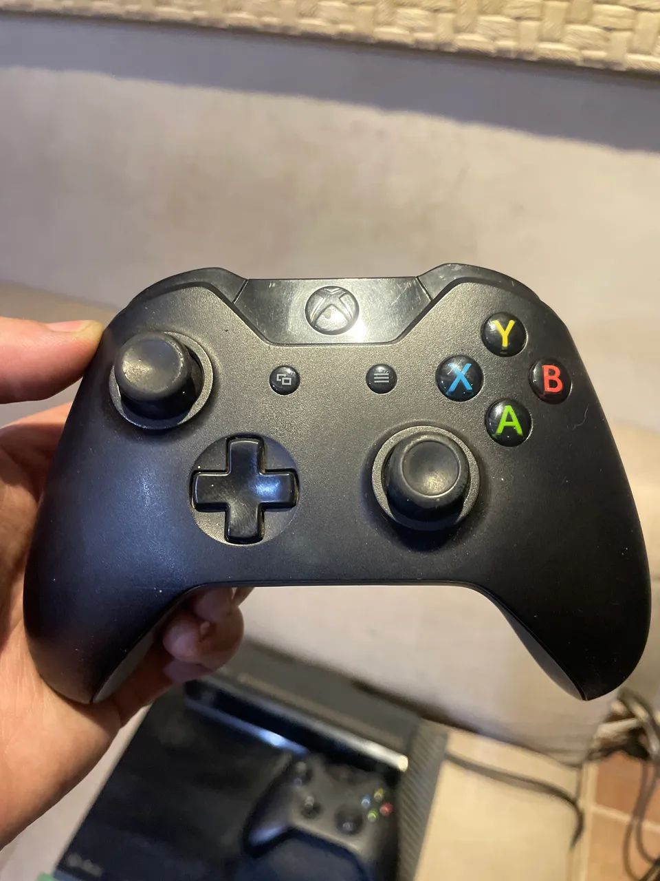 XBOX ONE FAT Com 2 Controles 4 jogos + Kinect - Foto 3