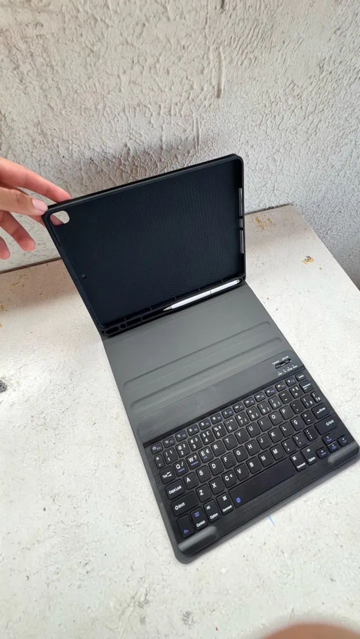 Kit capa + teclado + caneta para tablet - Foto 3