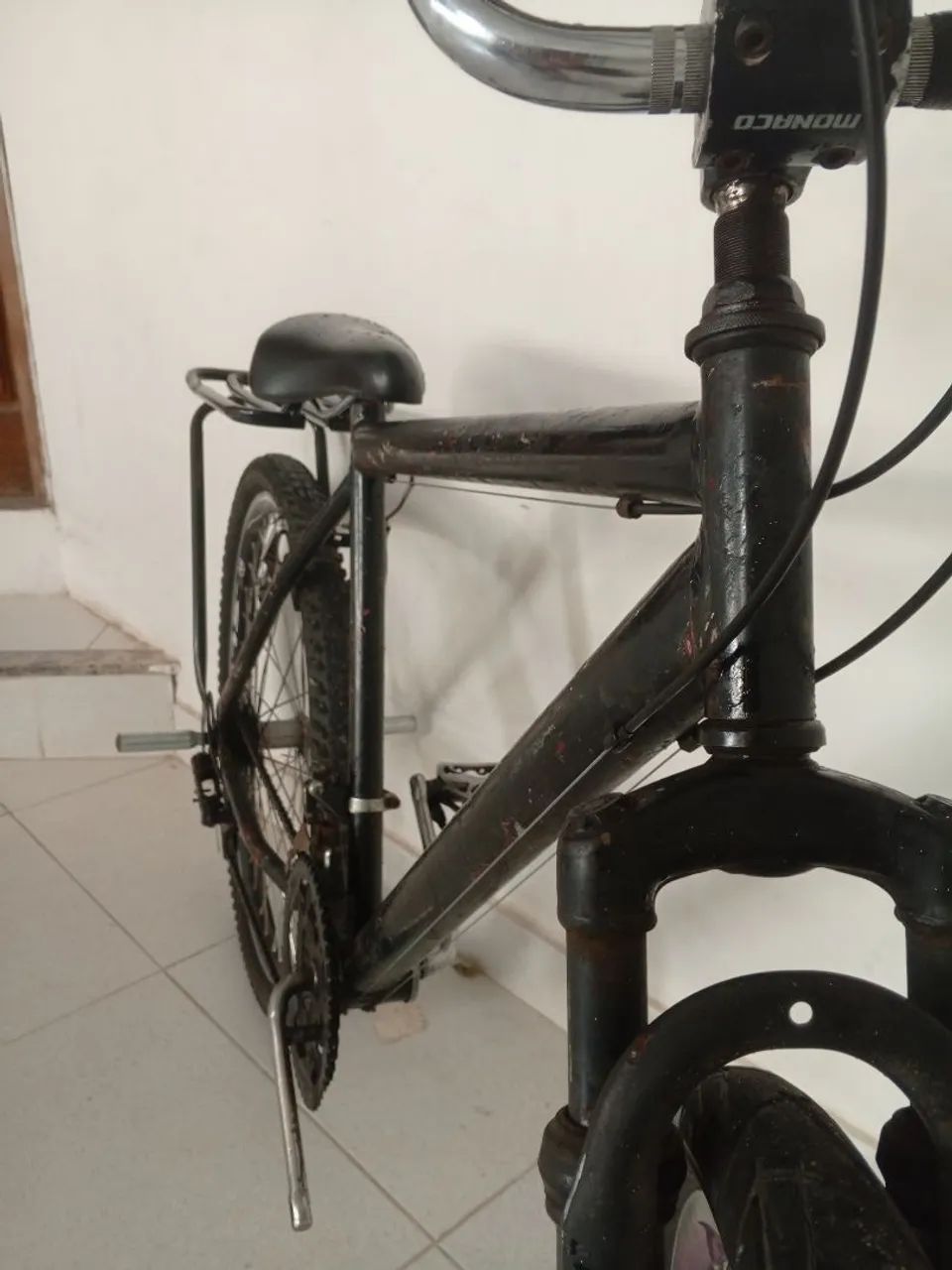 BICICLETA ARO 26 PRA VENDER RÁPIDO  - Foto 4